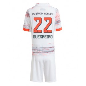 Bayern Munich Raphael Guerreiro #22 Borta Kläder Barn 2025-26 Kortärmad (+ Korta byxor)